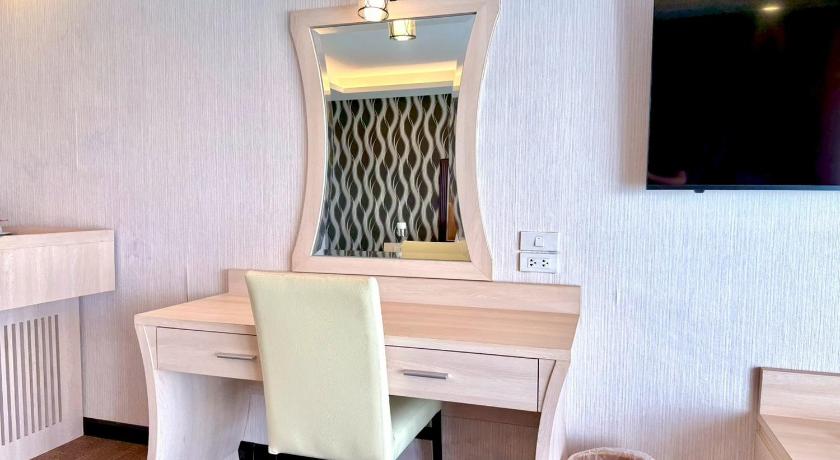 Image of Deluxe Double Room 16