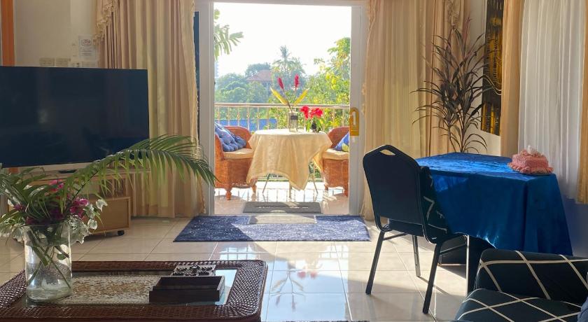 Image of Deluxe Suite with Sea View 6
