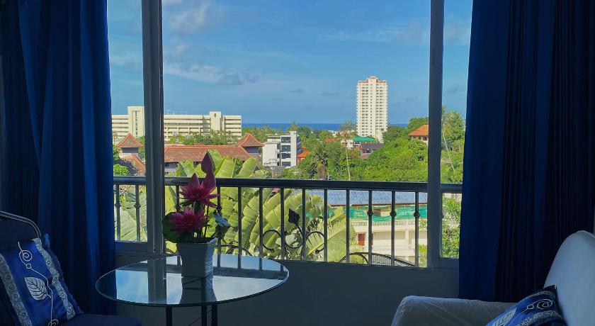 Image of Deluxe Suite with Sea View 9