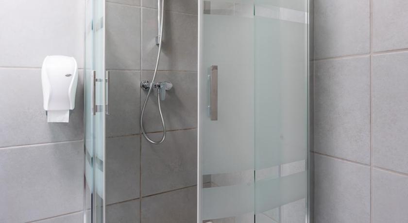 Image of Twin Room 2