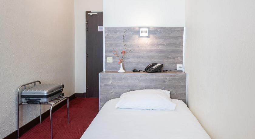 Image of Single Room 3