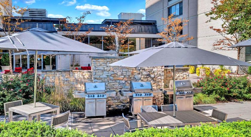 Arlington (VA) Prime Crystal City Stay Near Metro 4-Star Accommodation room