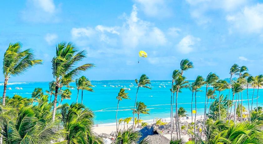 TROPICANA DELUXE Suites and Studios APART HOTEL BEACH Club & SPA