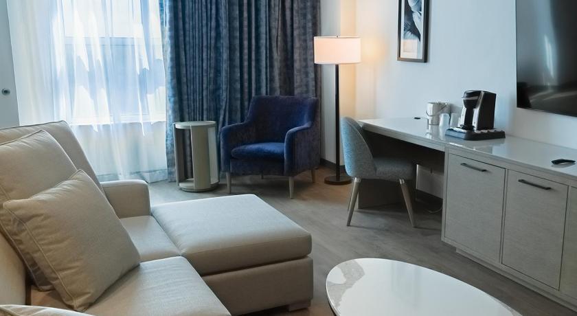 Image of 1-Bedroom Executive Suite 4