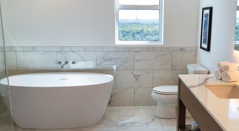 Image of Deluxe Jacuzzi Suite 4