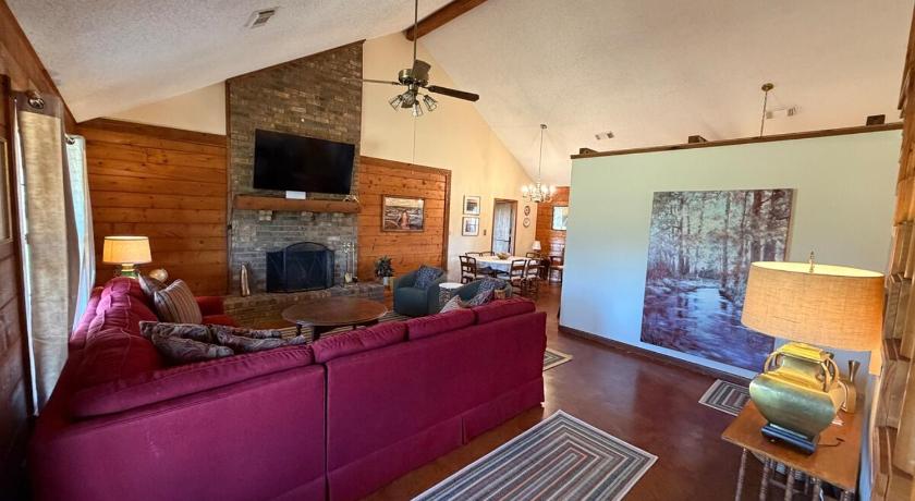 The Piney Woods Cabin