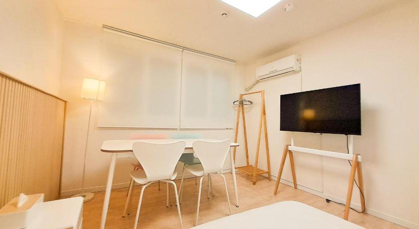 서울 Cozy Stay Sillim 숙소 레스토랑