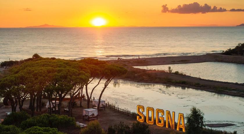 NOMAD ARGENTARIO - Area Sosta Camper - Empty Pitch Only Campervan RV - SOLO Piazzole per il proprio 