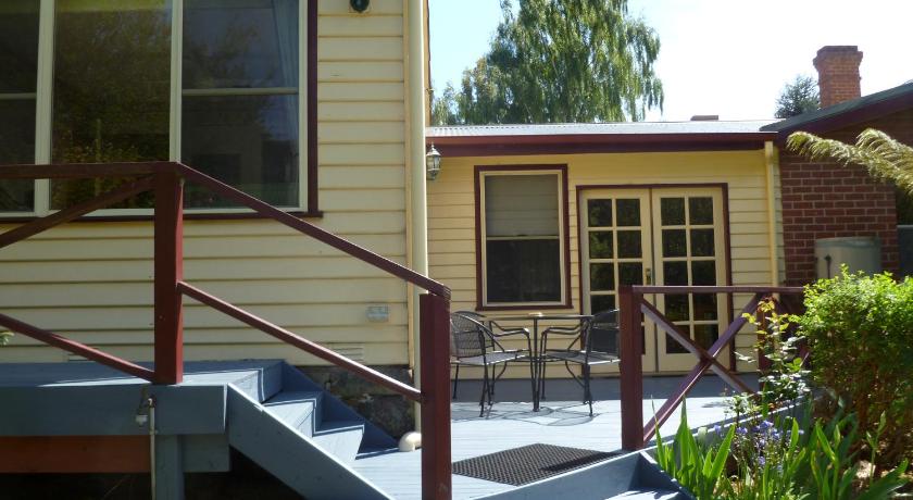 Donalea Bed & Breakfast photo