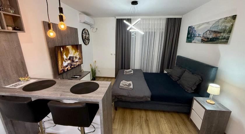 Royal Apartmani 2