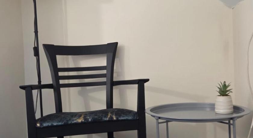 Image of Twin Room 14
