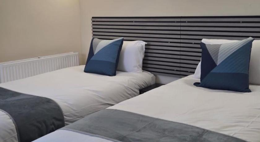 Image of Twin Room 2