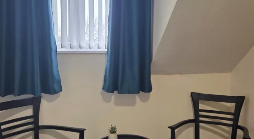 Image of Twin Room 13
