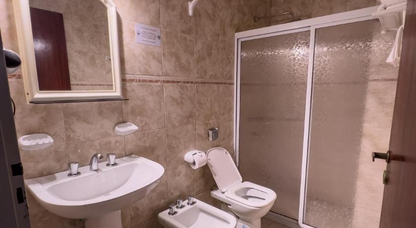 Image of Triple Room 2