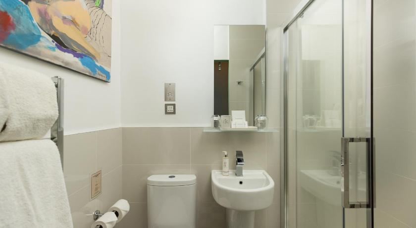 Image of Deluxe Double or Twin 12