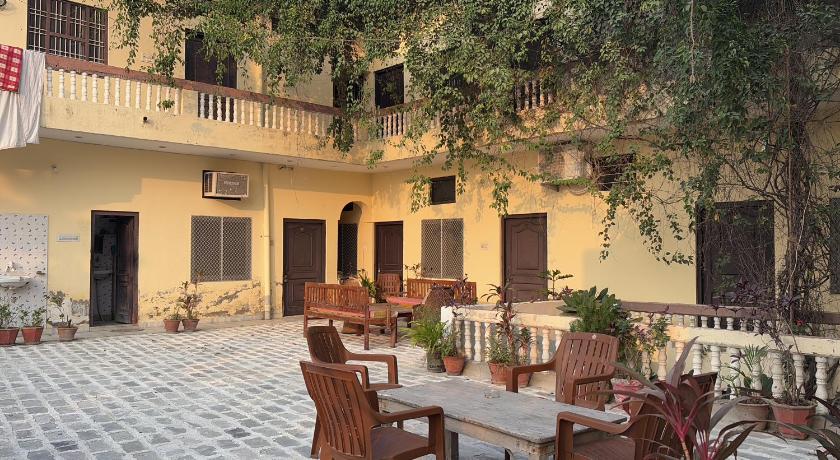 Keshav Palace - image 2