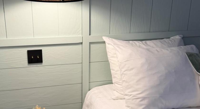 Image of Double Room with Patio 5