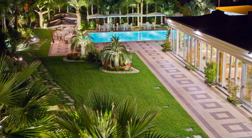 Hotel Ares — Hotel in Sabaudia