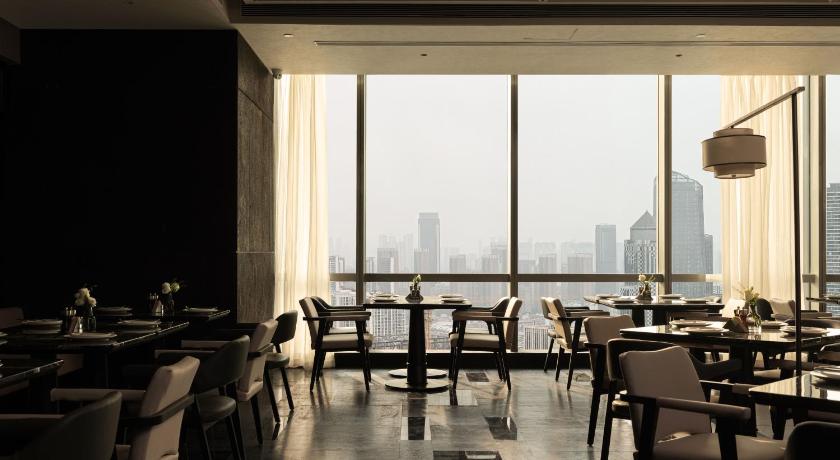 Atour S Hotel Wuhan Jianghan Road Pedestrian Street High Rise River View - image 7