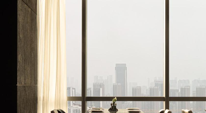 Atour S Hotel Wuhan Jianghan Road Pedestrian Street High Rise River View - image 13