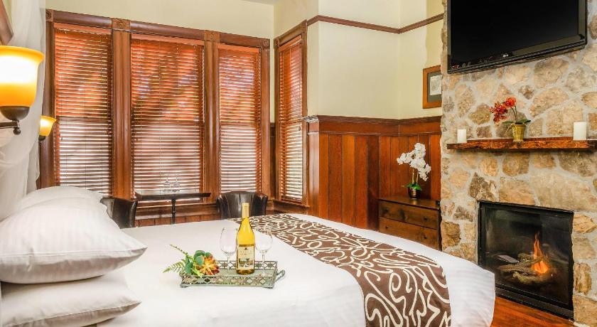 ナパ Hotel Napa Valley, an Ascend Collection Hotel 4つ星 宿泊施設 プール