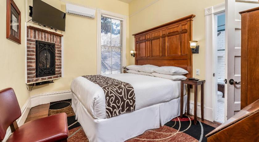 ナパ Hotel Napa Valley, an Ascend Collection Hotel 4つ星 宿泊施設 眺望