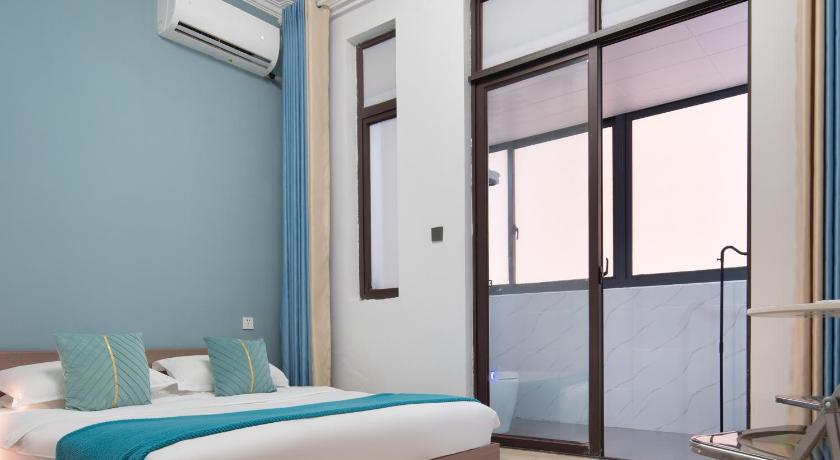 Sanya 遇海见棠设计美宿 Hotel pool