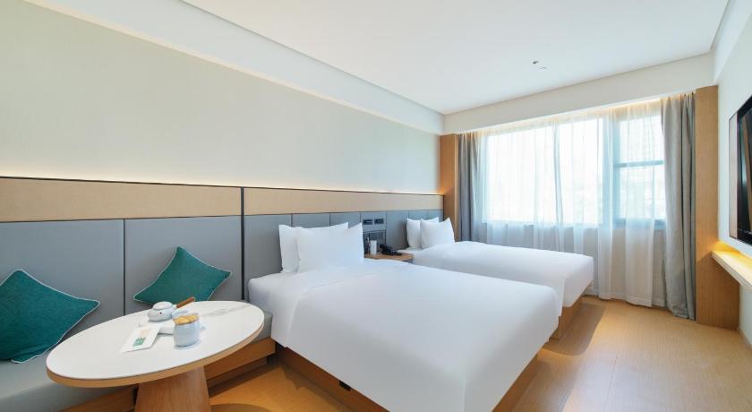 주하이 / 주해 JI Hotel Zhuhai Lovers' Road Sun and Moon Shell Grand Theater 호텔 스위트룸