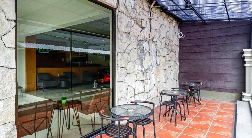 Sans Hotel Ekkon Yogyakarta by RedDoorz