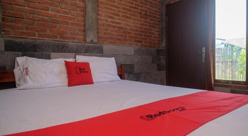 Image of RedDoorz Room 9