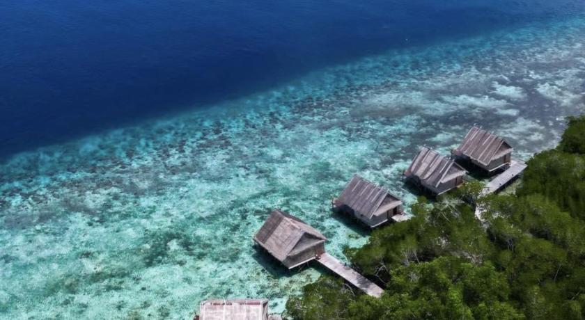 Methos Homestay - Raja Ampat