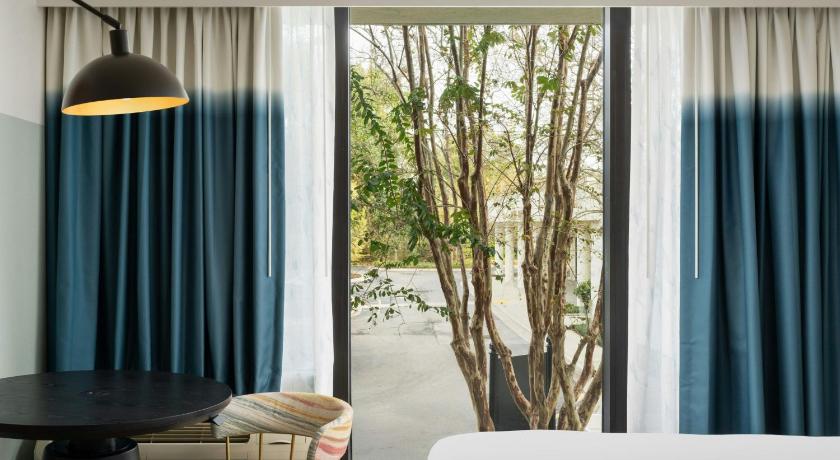 Image of Newly Renovated, Guest room, 2 Queen 7