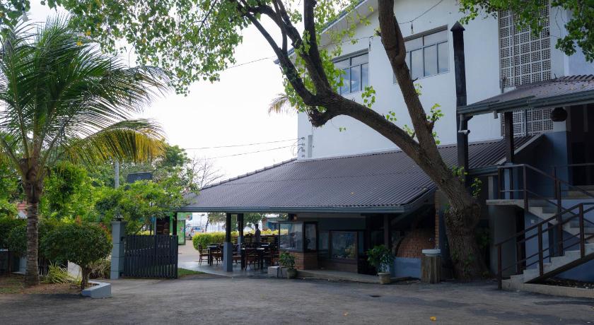 Tangalle Rest House - image 6