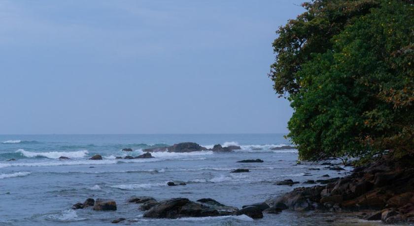 Tangalle Rest House - image 12