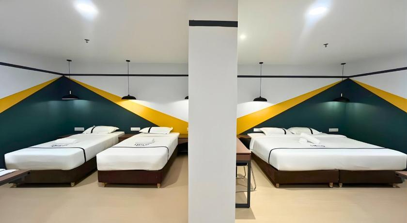 Image of Family Room 4