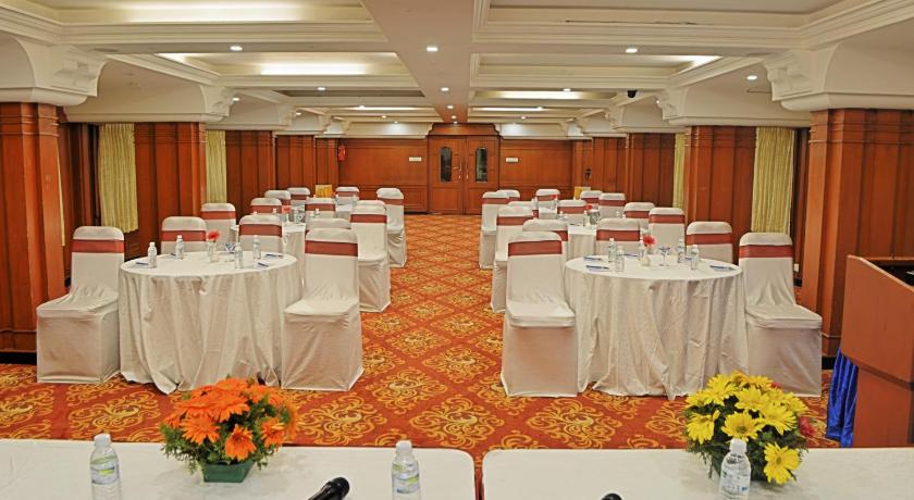 Hotel Gokulam Park – Chennai, IL
