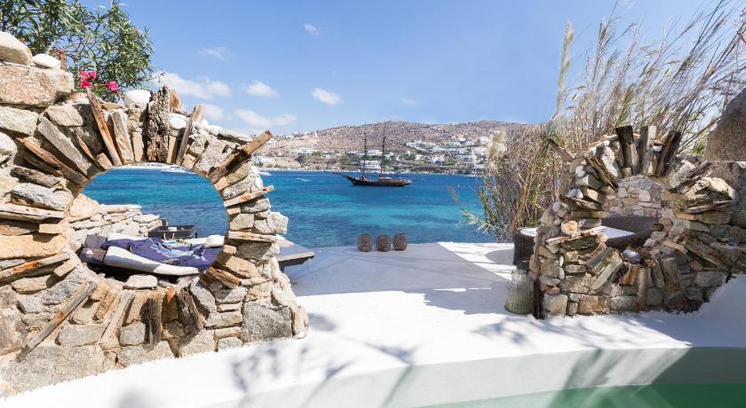 Image of Noah's Waterfront Villa with Private Pool 6