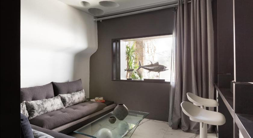 Image of Hideaway Villa with Infinity Private Pool 7