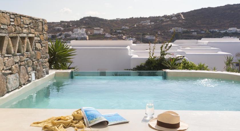 Image of Suite with Pool 14