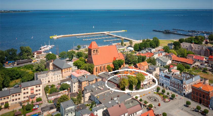 Kamienica Pod Neptunem - Rynek Puck - Sniadanie w cenie - 200m do Molo