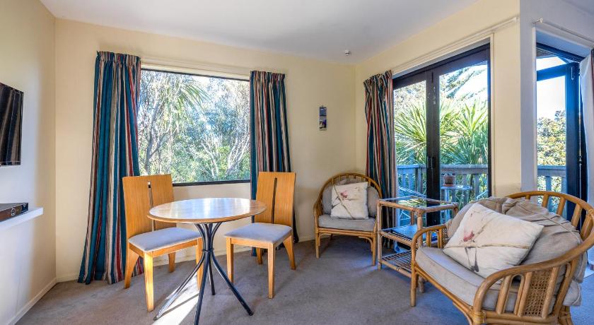Image of One Bed Room Garden View 5