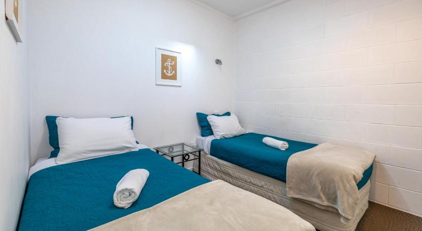 Image of Family Room with Sea View 9