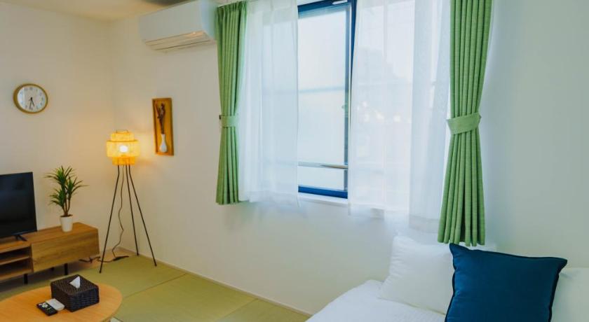東京 QH301 New Tokyo Apartment, Direct access to Ueno, Asakusa, Disneyland, Airport 3つ星 宿泊施設 スイート