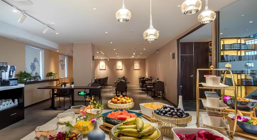 Atour X Hotel Shenzhen Longhua Dalang Commercial Center - image 8