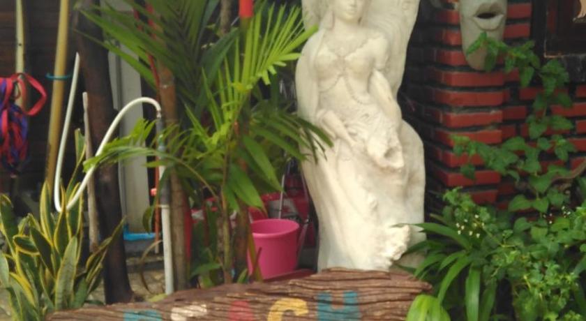 Mini Tiga Homestay photo