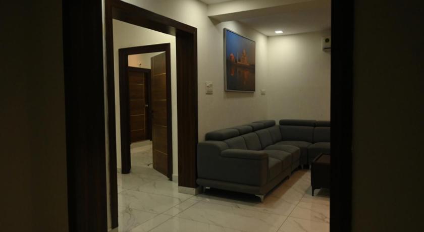 Urban Nest Luxury Suites - image 15