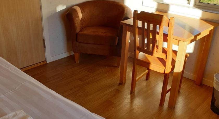 Image of Single Room with Private Bathroom 0