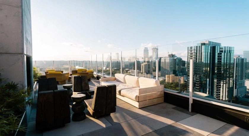 오스틴 (TX) Austin Texas Heated Rooftop Pool by Barcle 5성급 숙소 레스토랑