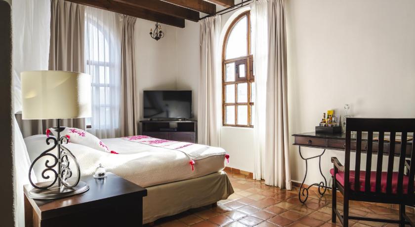 Image of Classic  Room 3