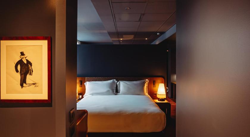 Image of Superior Suite 6